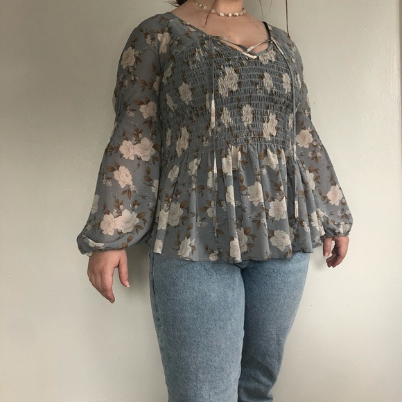 Floral American Eagle Blouse - Picture 1 of 5